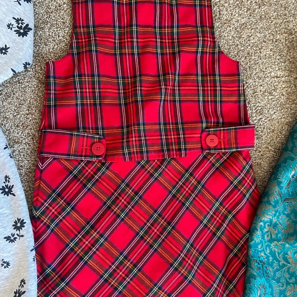 Girls size 5/5T holiday dresses and pj set